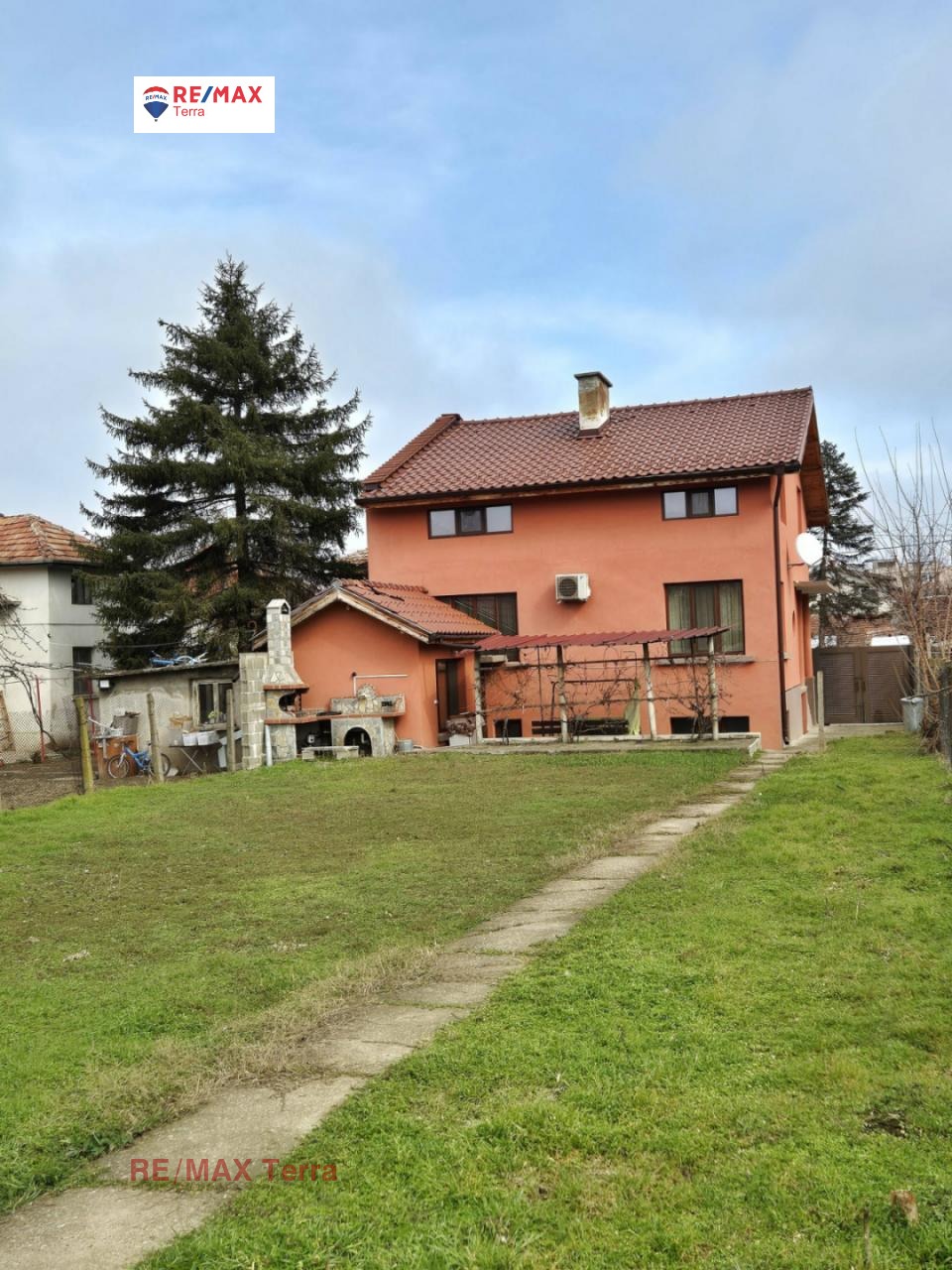 Продава КЪЩА, гр. Бяла Слатина, област Враца