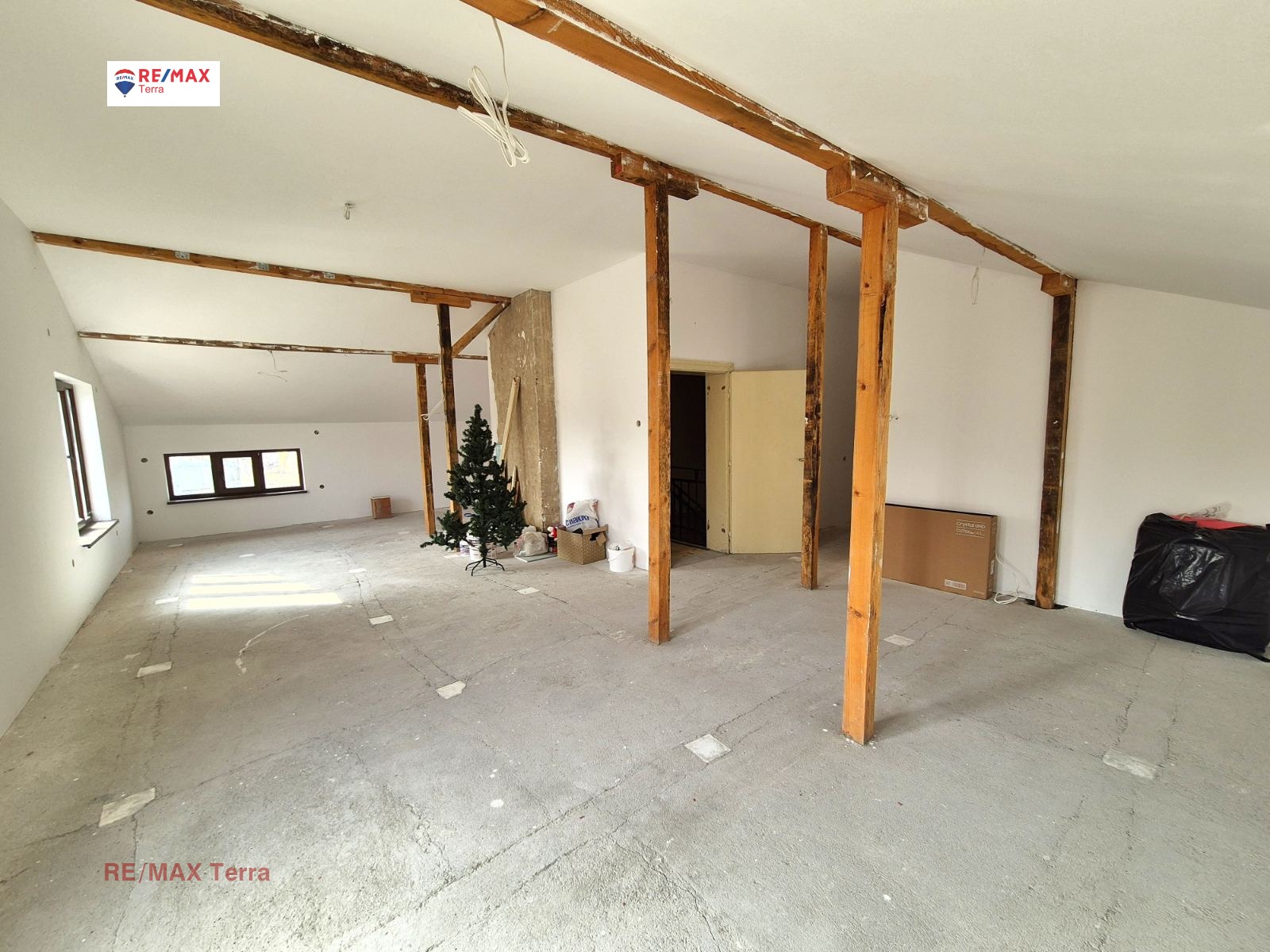 Продава КЪЩА, гр. Бяла Слатина, област Враца, снимка 13 - Къщи - 53748082