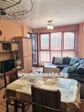 1 chambre Komatevsko chose, Plovdiv 1