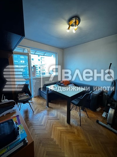 Продава 3-СТАЕН, гр. Варна, Централна поща, снимка 5 - Aпартаменти - 49381075