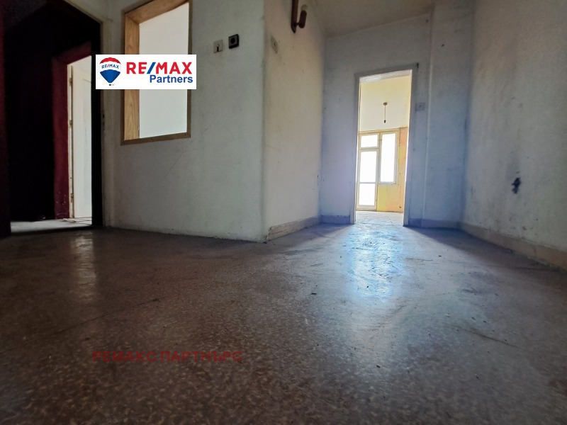 Продава 3-СТАЕН, гр. Варна, Лятно кино Тракия, снимка 4 - Апартаменти - 52522060