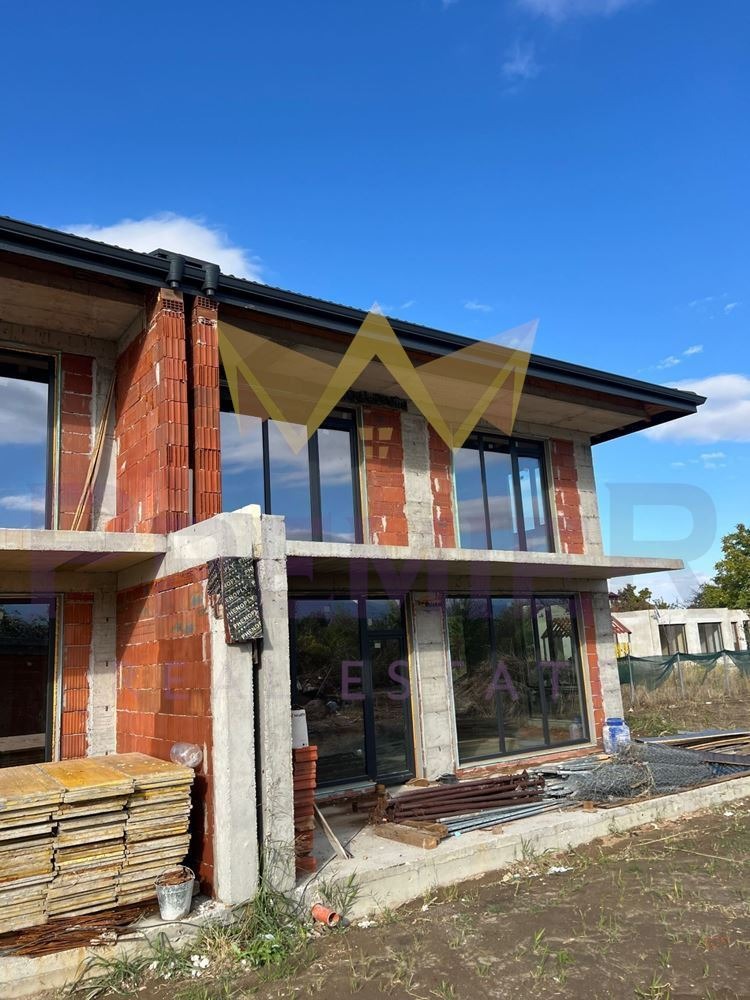 Продава КЪЩА, гр. Пловдив, Беломорски, снимка 9 - Къщи - 54368146