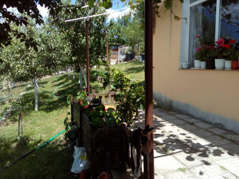 Продава  Вила област Кърджали , гр. Момчилград , 60 кв.м | 59754351 - изображение [2]
