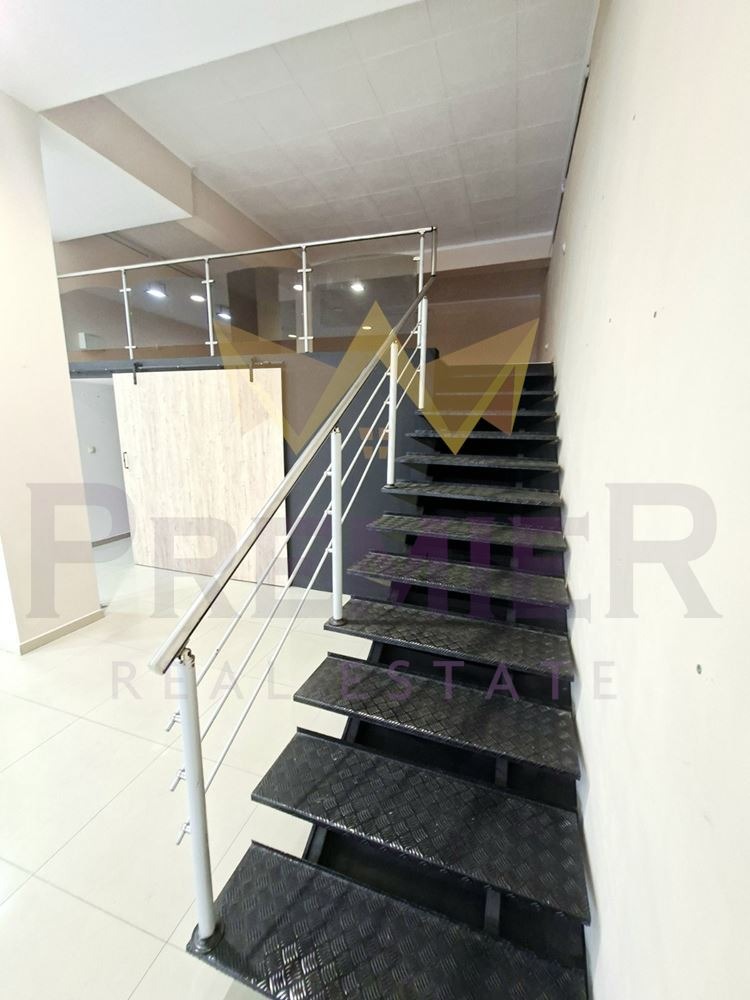 Продава МАГАЗИН, гр. Варна, ЖП Гара, снимка 2 - Магазини - 55625804