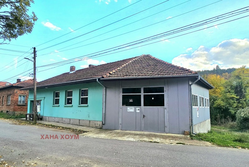 Продава БИЗНЕС ИМОТ, гр. Троян, област Ловеч