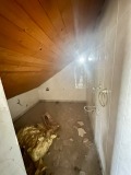 Продава КЪЩА, област Ловеч, с. Гумощник • 55000 € • 16711341 — Holmes.bg