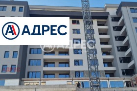 2 slaapkamers Vladislav Varnentsjik 1, Varna