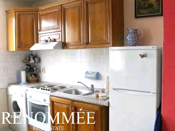 Продава 3-СТАЕН, гр. София, Оборище, снимка 2 - Апартаменти - 53189446