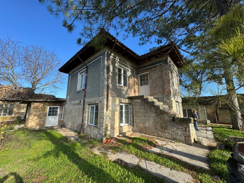 Продава КЪЩА, гр. Провадия, област Варна, снимка 11 - Къщи - 52688106