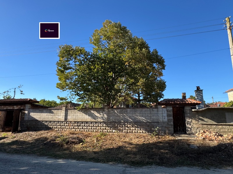 Продава КЪЩА, гр. Провадия, област Варна, снимка 3 - Къщи - 52688106