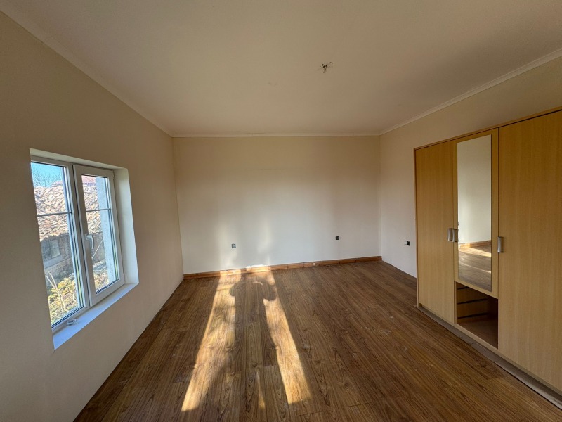 Продава КЪЩА, гр. Провадия, област Варна, снимка 14 - Къщи - 52688106