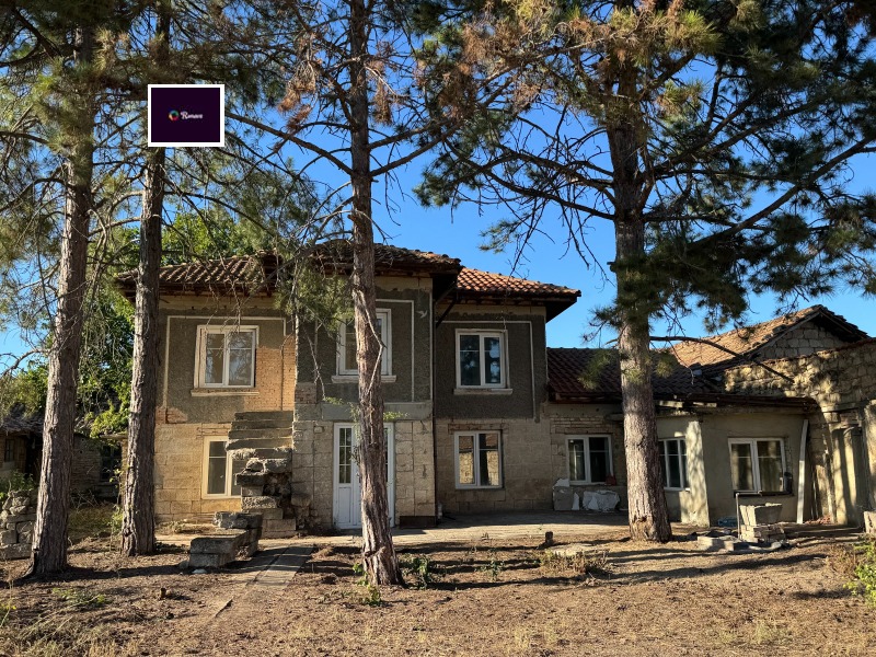 Продава КЪЩА, гр. Провадия, област Варна, снимка 2 - Къщи - 52688106