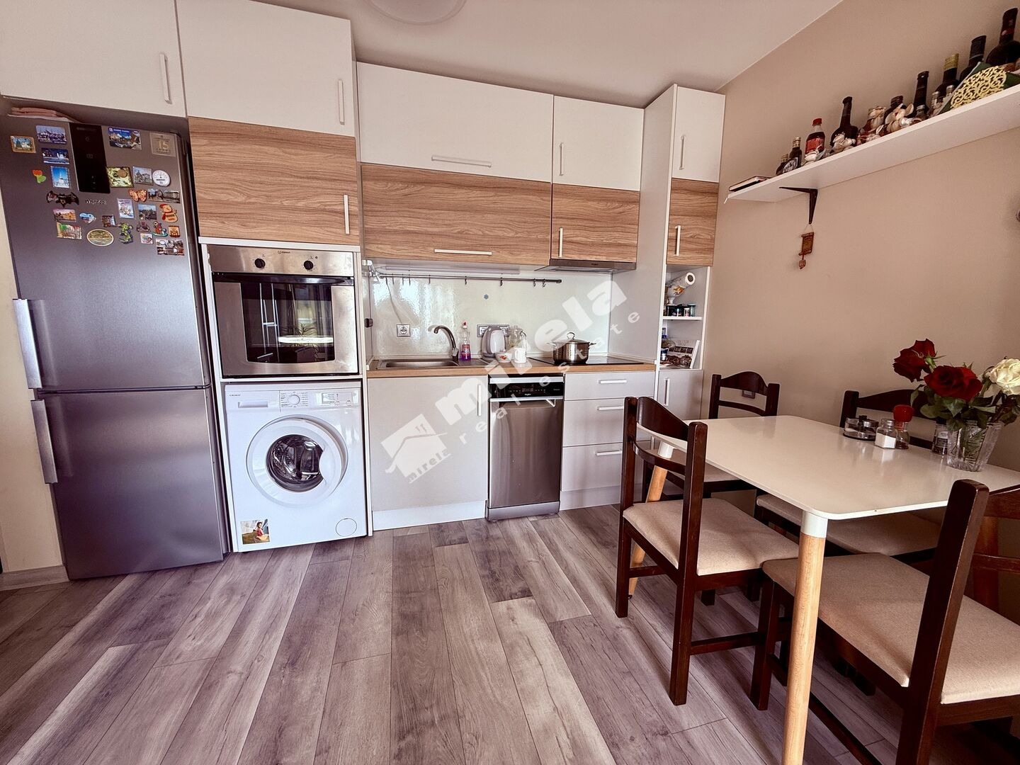 Продава 2-СТАЕН, гр. Свети Влас, област Бургас