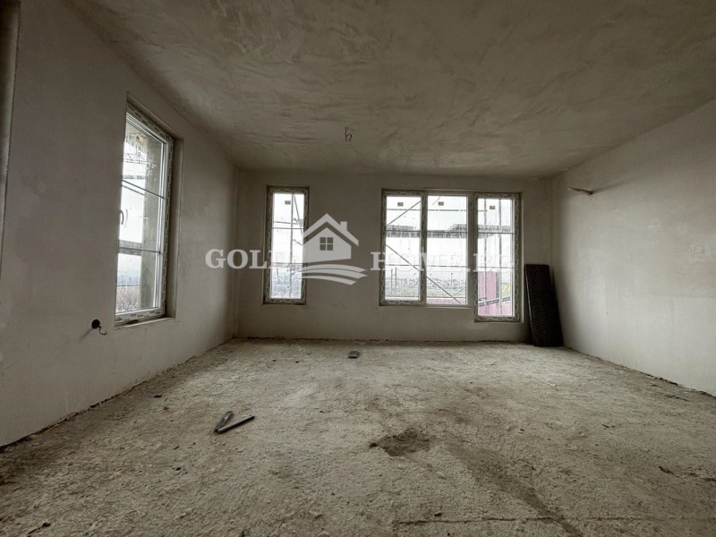 Продава 3-СТАЕН, гр. Пловдив, Коматевско шосе, снимка 3 - Апартаменти - 53370296