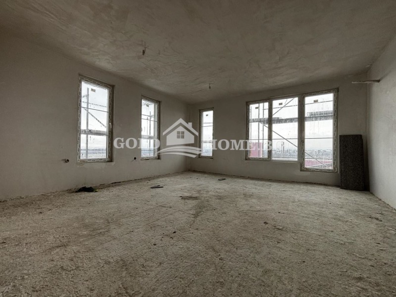 Продава 3-СТАЕН, гр. Пловдив, Коматевско шосе, снимка 2 - Апартаменти - 53370296