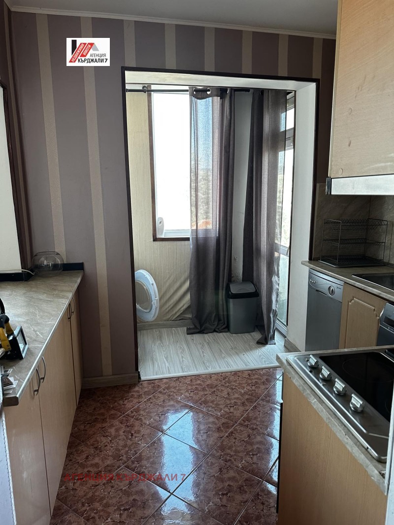 Продава  4-стаен град Кърджали , Студен кладенец , 89 кв.м | 58288867 - изображение [8]
