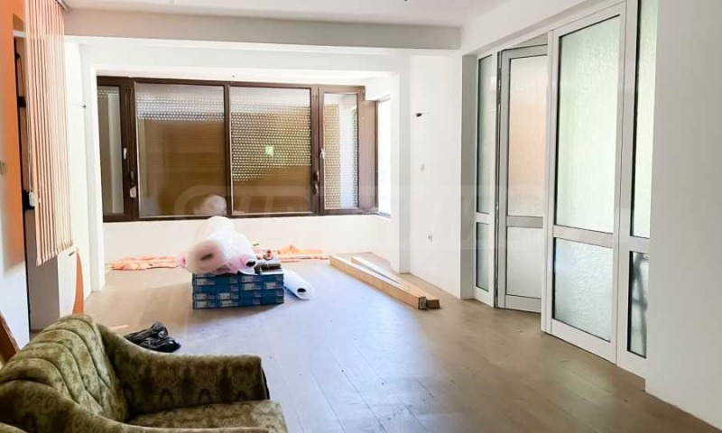 Til salg  Hus Sofia , Pancharevo , 291 kvm | 52460769 - billede [3]