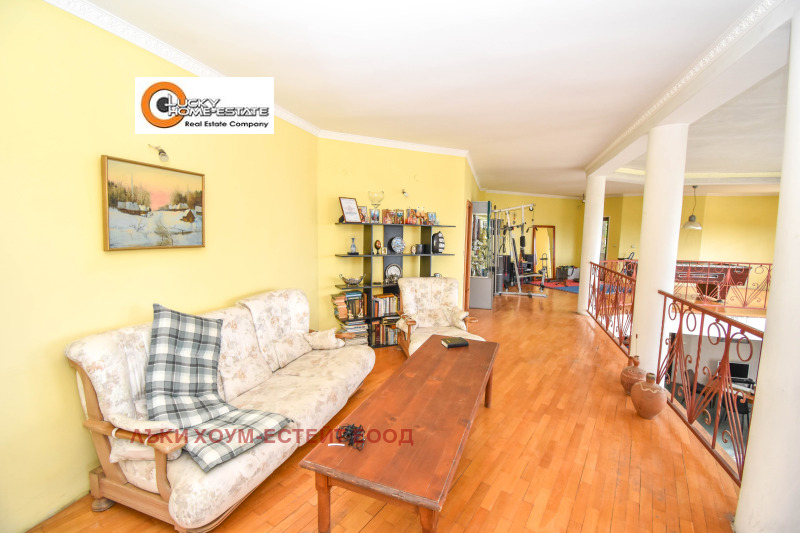 Продава  Къща град Кюстендил , Герена , 636 кв.м | 47586218 - изображение [9]