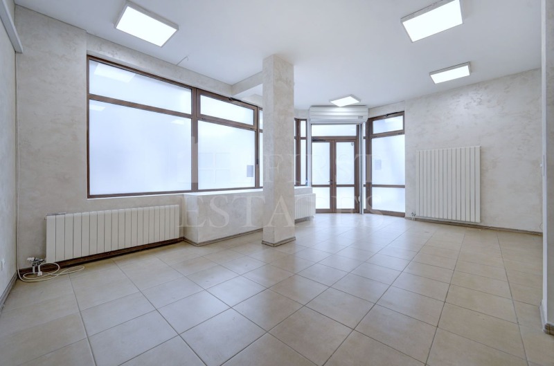 Satılık  Mağaza Sofia , Centar , 51 metrekare | 22930557 - görüntü [3]