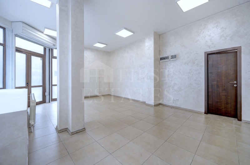Satılık  Mağaza Sofia , Centar , 51 metrekare | 22930557 - görüntü [4]