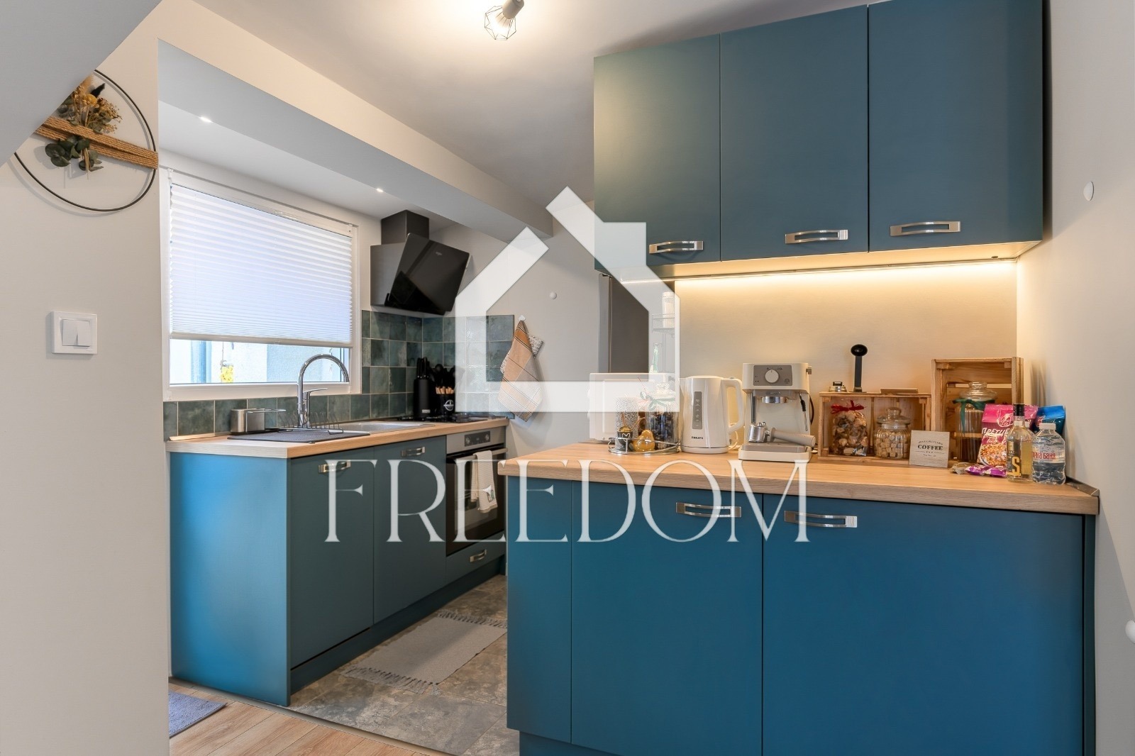 Продава 2-СТАЕН, гр. Варна, Окръжна болница-Генерали, снимка 8 - Апартаменти - 54214577