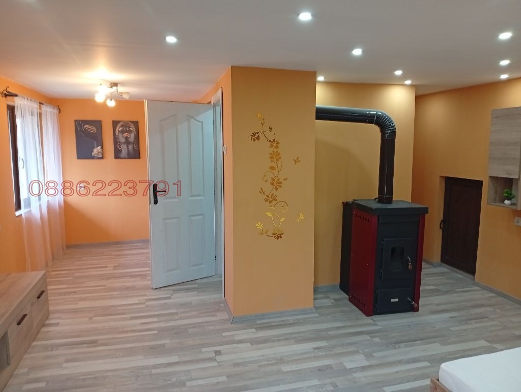 Продава КЪЩА, с. Орешак, област Ловеч, снимка 7 - Къщи - 53940154