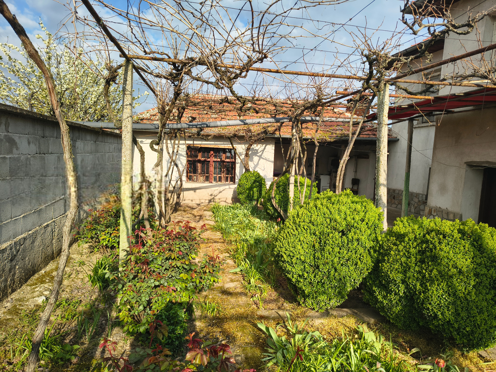 Продава КЪЩА, с. Цалапица, област Пловдив, снимка 3 - Къщи - 54250033