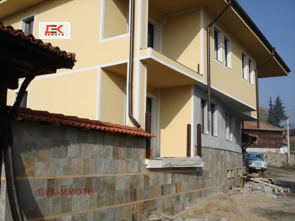 Продава КЪЩА, гр. Копривщица, област София област, снимка 4 - Къщи - 55725221