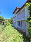 Продава ЕТАЖ ОТ КЪЩА, гр. Аксаково, област Варна, снимка 1