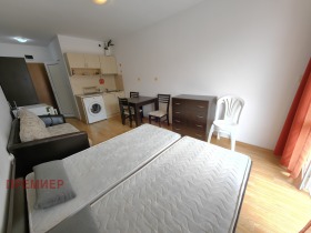 Studio c.c. Slânciev briag, regiunea Burgas
