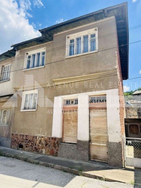 Hus Perushtitsa, region Plovdiv