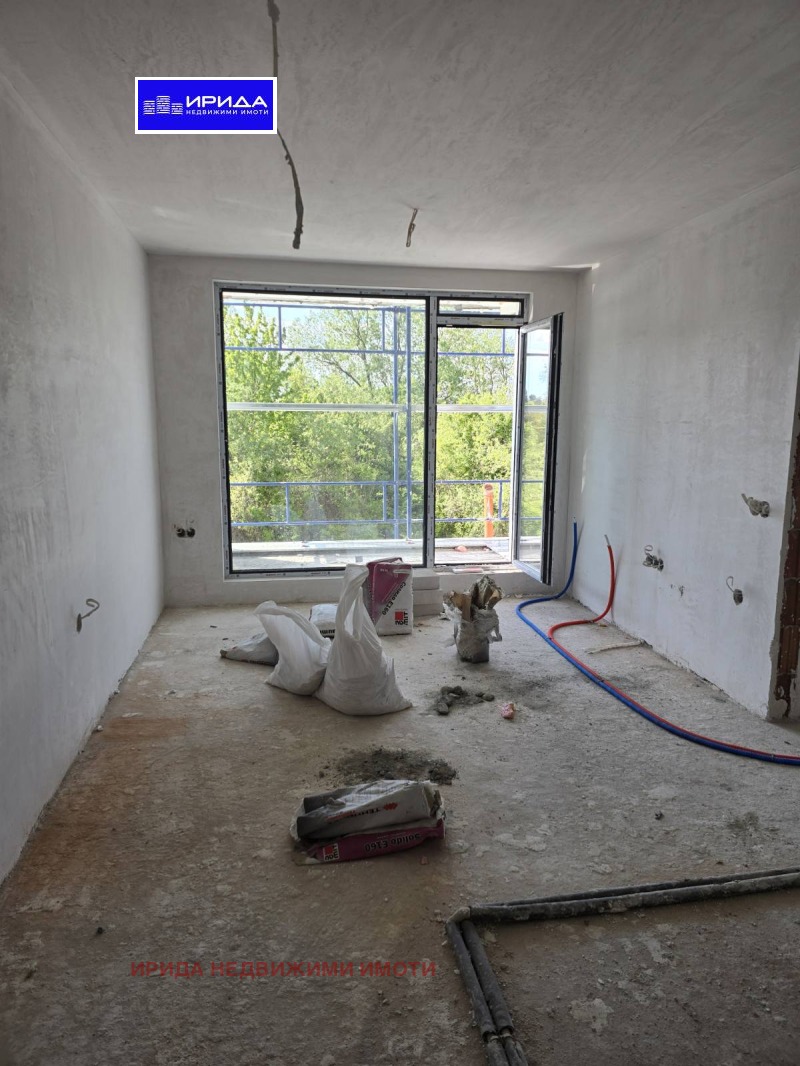 In vendita  2 camere da letto Sofia , Mladost 4 , 98 mq | 33641570