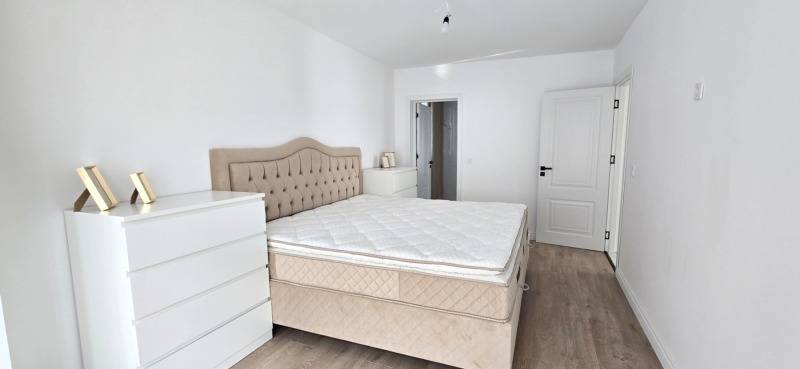 Продава 4-СТАЕН, гр. Шумен, Център, снимка 4 - Апартаменти - 53370575