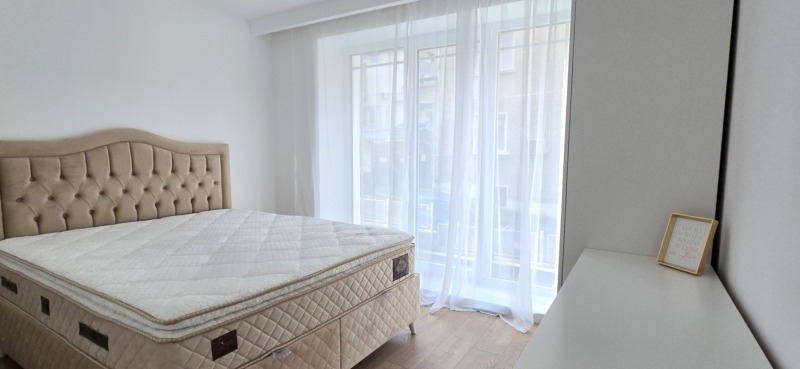 Продава 4-СТАЕН, гр. Шумен, Център, снимка 7 - Апартаменти - 53370575