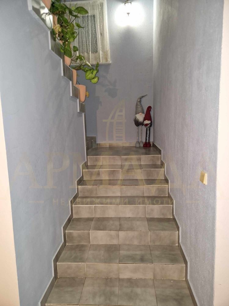 En venta  Piso de la casa región Plovdiv , Yagodovo , 270 metros cuadrados | 99002838 - imagen [8]
