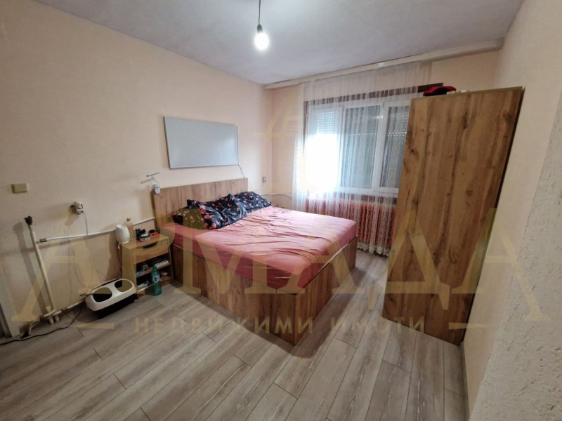 En venta  Piso de la casa región Plovdiv , Yagodovo , 270 metros cuadrados | 99002838 - imagen [10]