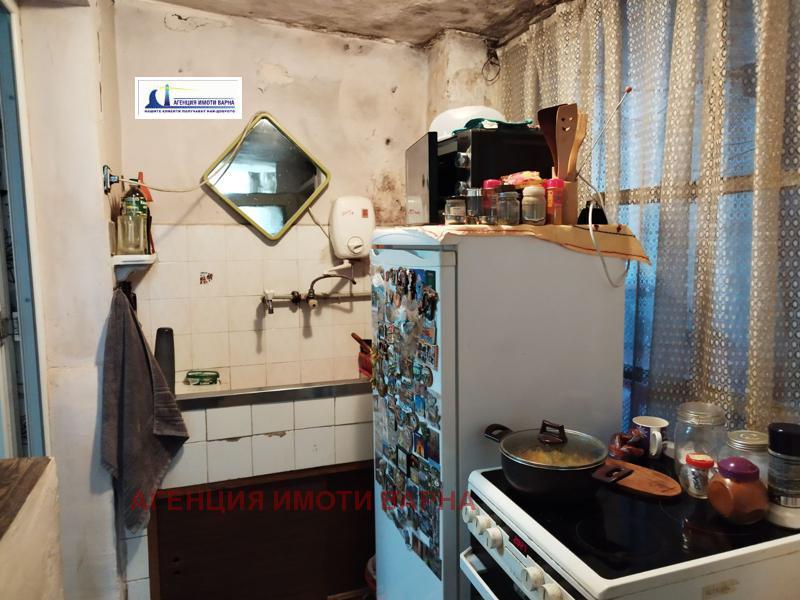 Продава КЪЩА, гр. Варна, Колхозен пазар, снимка 8 - Къщи - 41740955