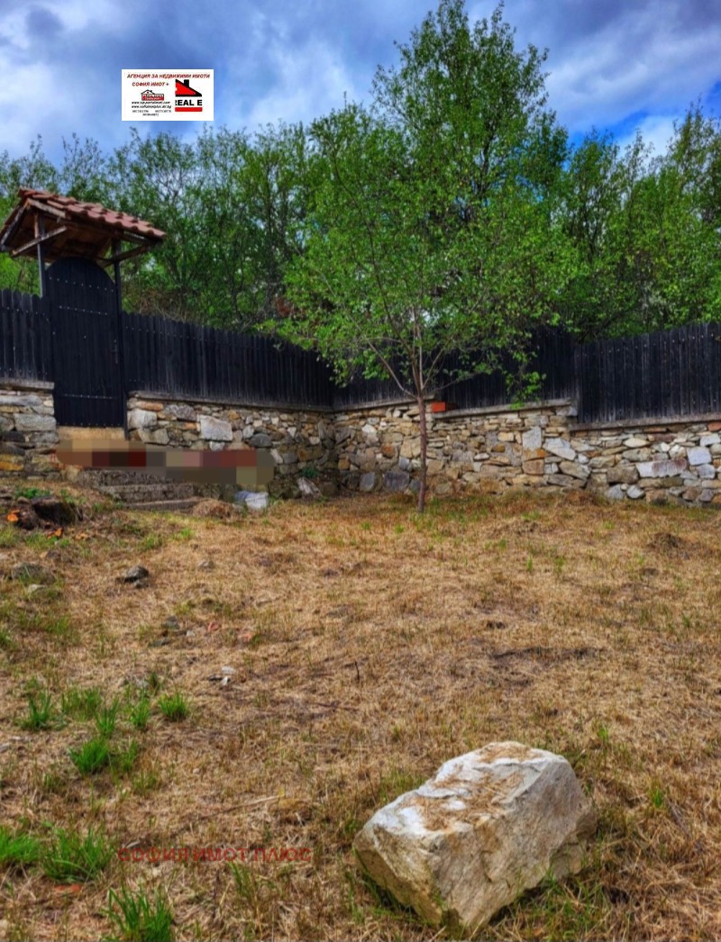 Продава КЪЩА, с. Ярловци, област Перник, снимка 6 - Къщи - 52330785