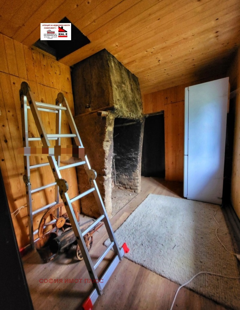 Продава КЪЩА, с. Ярловци, област Перник, снимка 11 - Къщи - 52330785