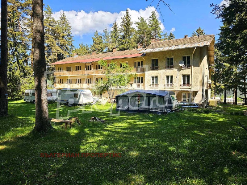 Продается  Гостиница область София , Говедарци , 1500 кв.м | 54351175