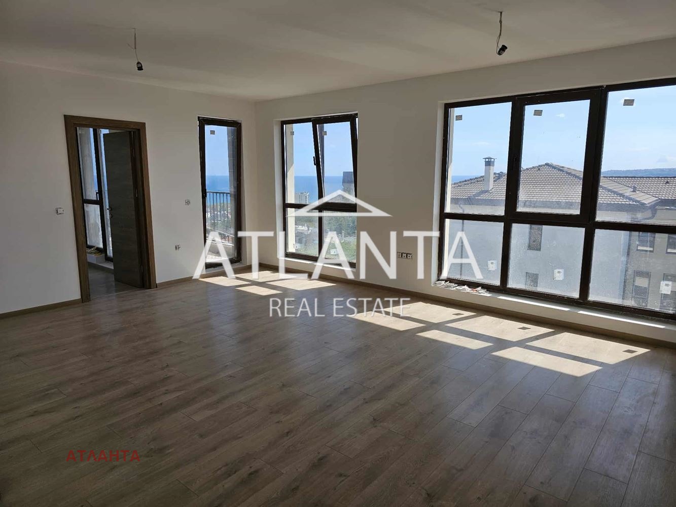 Продава 3-СТАЕН, гр. Варна, Бриз, снимка 2 - Апартаменти - 53985897