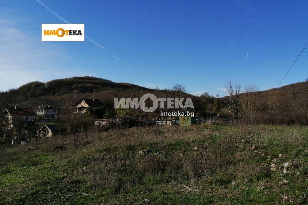 Продава ПАРЦЕЛ, с. Долище, област Варна, снимка 2 - Парцели - 43984991