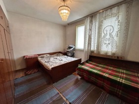 2 bedroom Akatsiya, Veliko Tarnovo 11