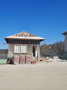 Продава  Къща, с. Румянцево