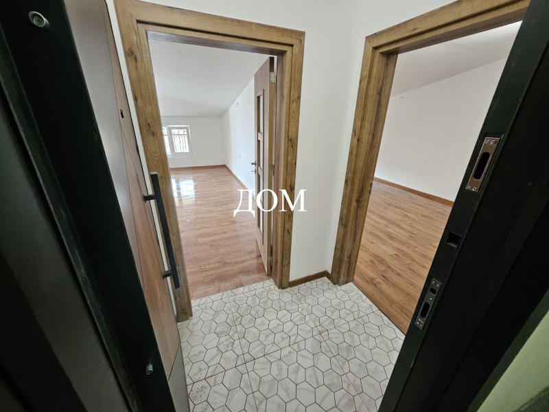 На продаж  1 спальня Шумен , Математическа гимназия , 44 кв.м | 12589317 - зображення [2]