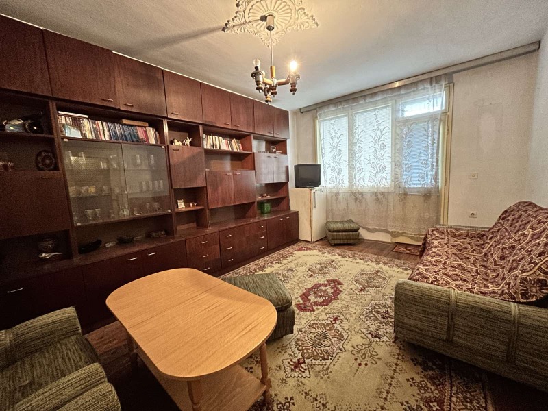 Продава  3-стаен град Велико Търново , Акация , 135 кв.м | 62908376 - изображение [3]