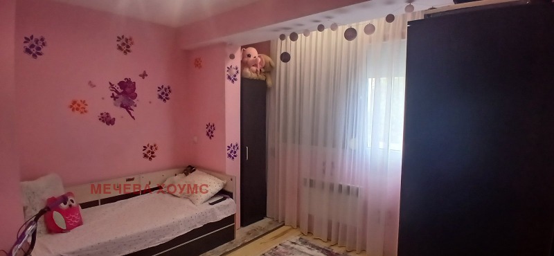 Myytävänä  2 makuuhuonetta Stara Zagora , Tri tšutšura - jug , 63 neliömetriä | 61948860 - kuva [5]