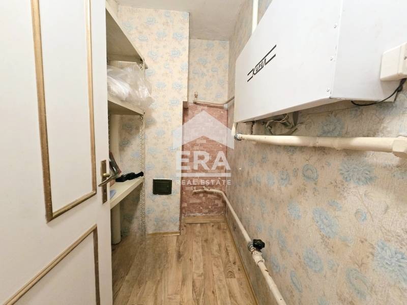 Продава МНОГОСТАЕН, гр. Велико Търново, Света гора, снимка 13 - Апартаменти - 54959336
