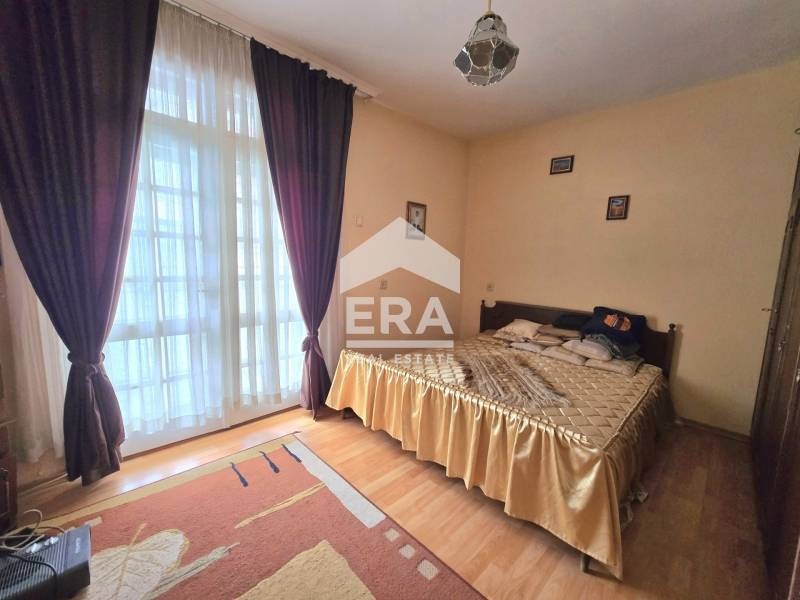 Продава МНОГОСТАЕН, гр. Велико Търново, Света гора, снимка 6 - Апартаменти - 54959336