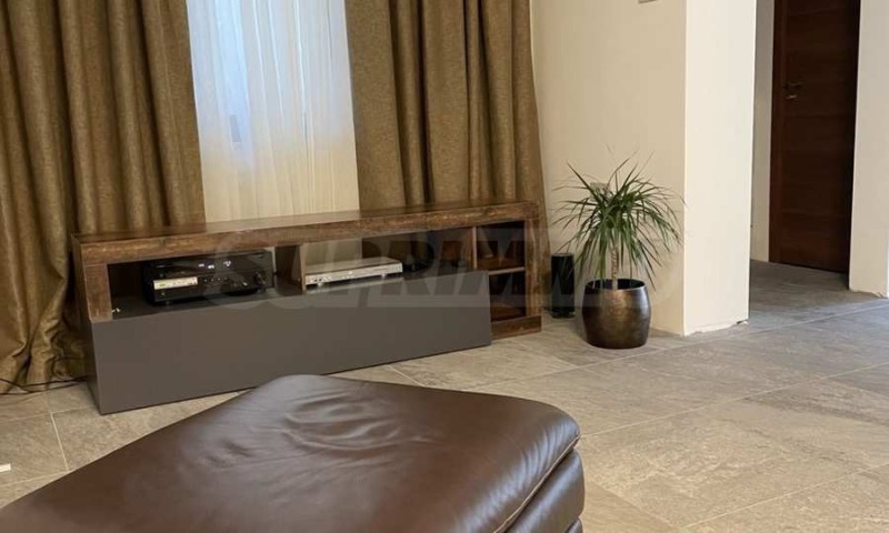 Продава КЪЩА, гр. София, м-т Щъркелово гнездо, снимка 4 - Къщи - 52705152